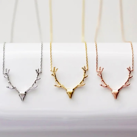 ✨✨ Gold Antler Deer Head Necklaces✨✨ - Picture 7 of 7